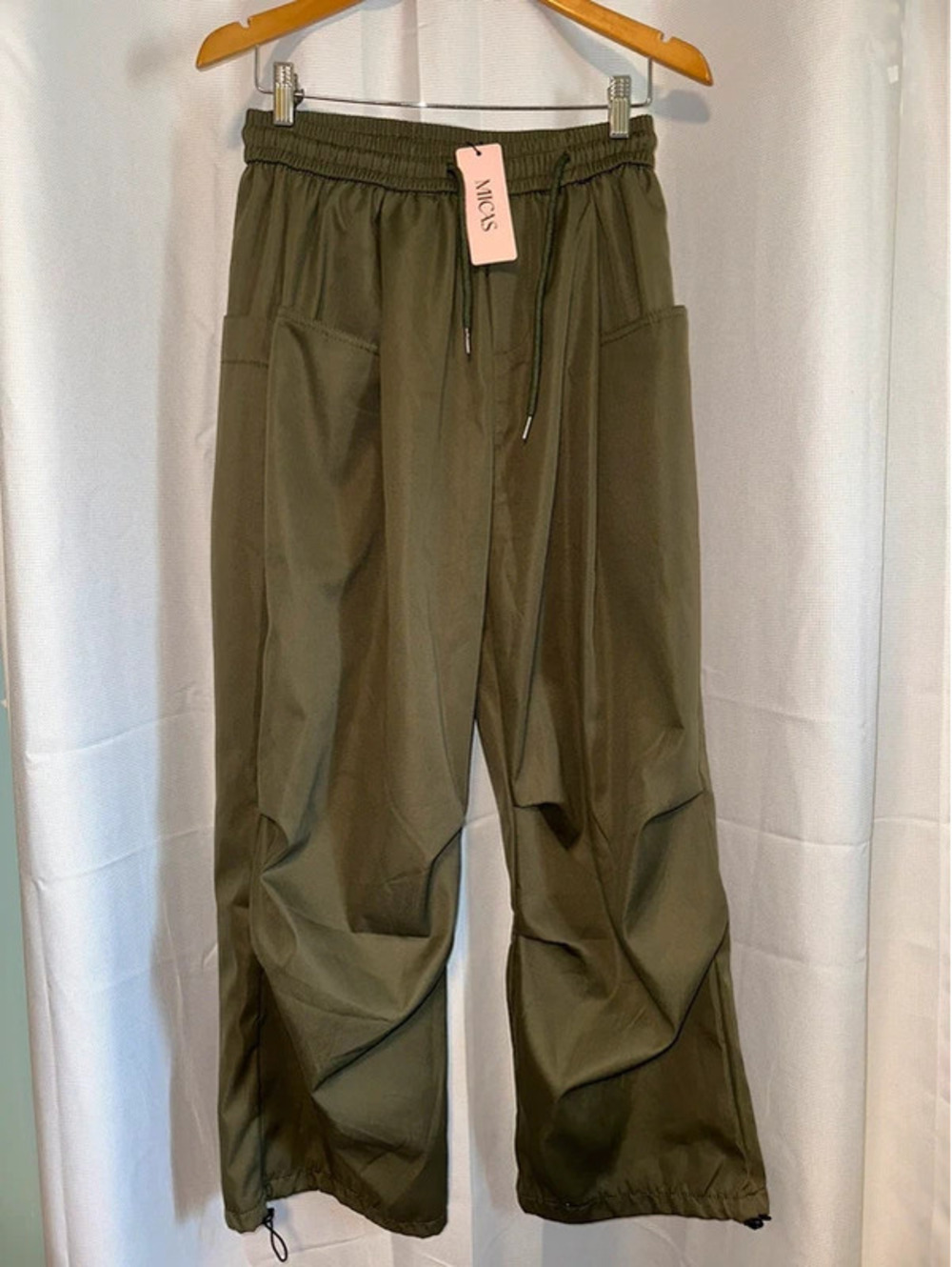 Micas Olive Green Earthcore Cargo Parachute L Pants NWT